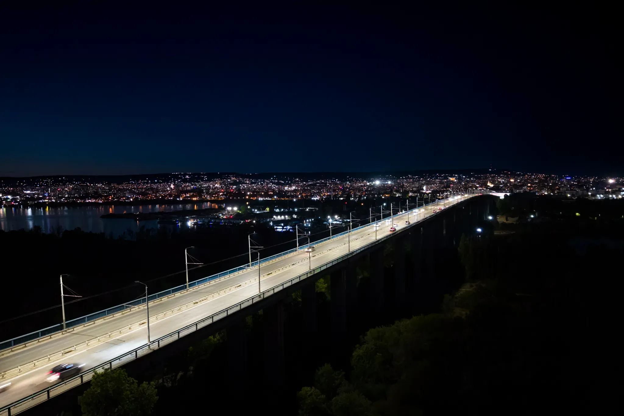 Аспарухов мост — Улично осветление